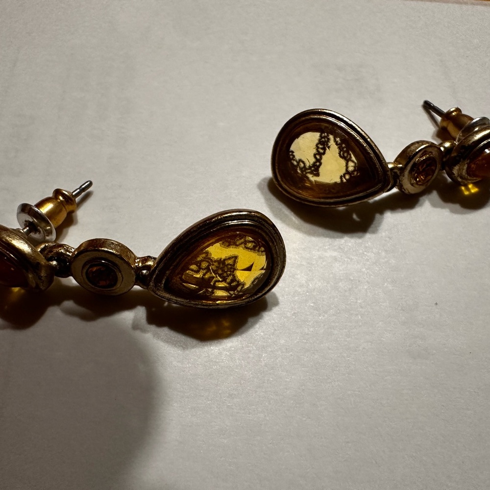 Elegant Gold and Brown Teardrop Earrings